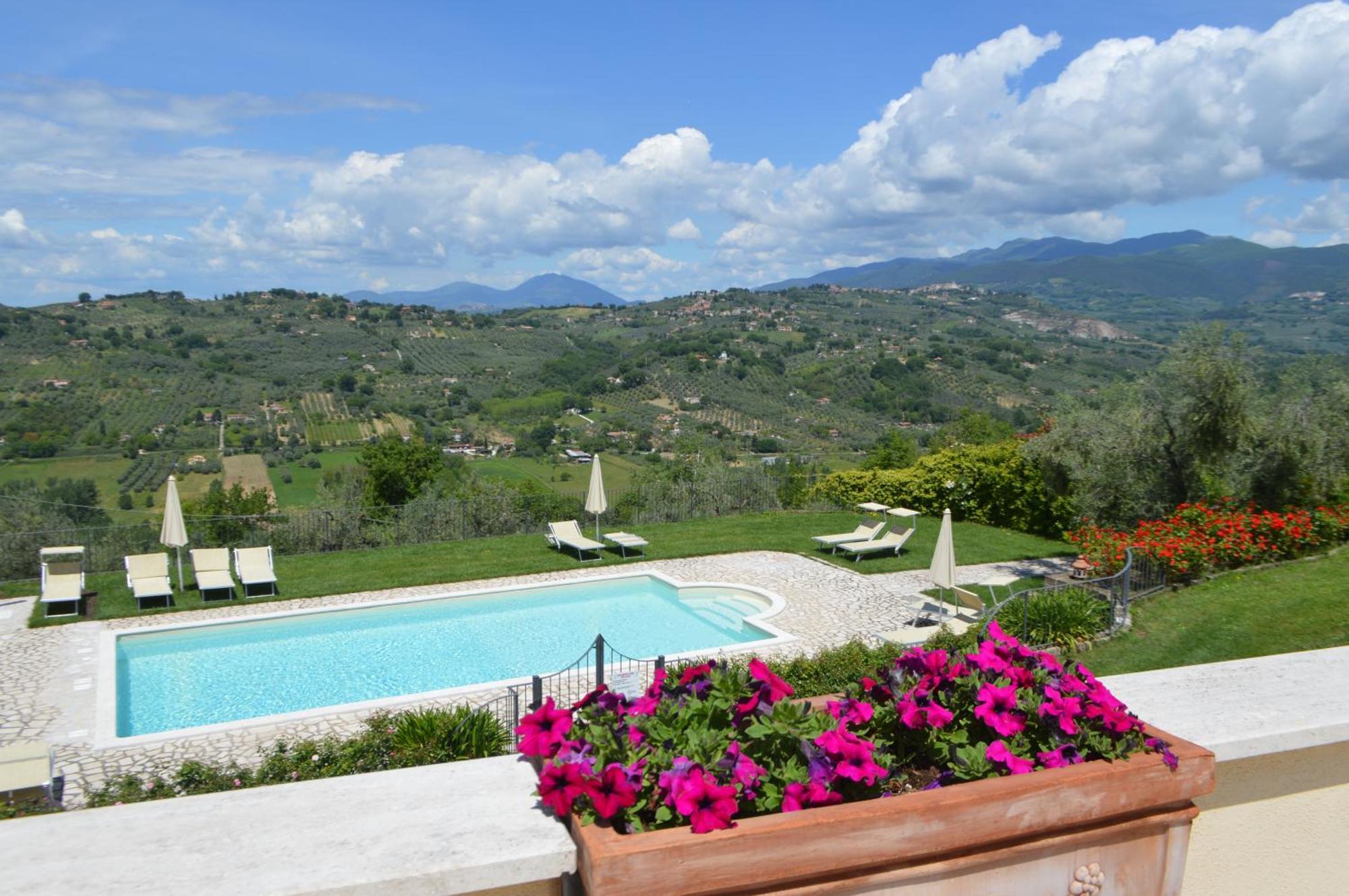 Villa Collebelvedere - Near Rome With Home Restaurant Fara in Sabina Kültér fotó